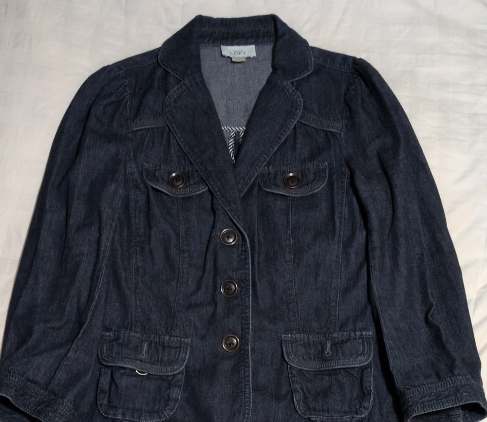 Ann Taylor Loft Dark Blue Denim Blazer Jacket With 2 Pockets(Front Bottom) Small